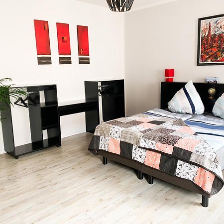 Citywohnung Mit Gartenzugang Шверин Экстерьер фото